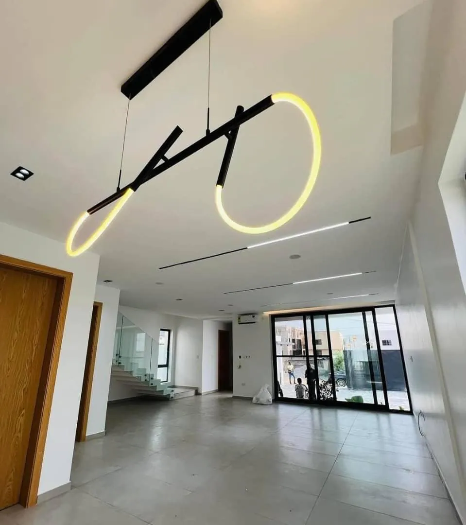 WhatsApp Image 2025-11-01 at 20.18.54 (1)