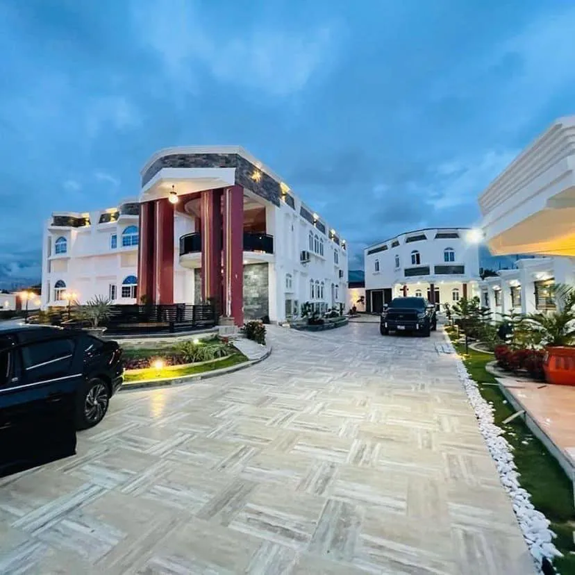 WhatsApp Image 2025-11-01 at 20.27.21 (2)