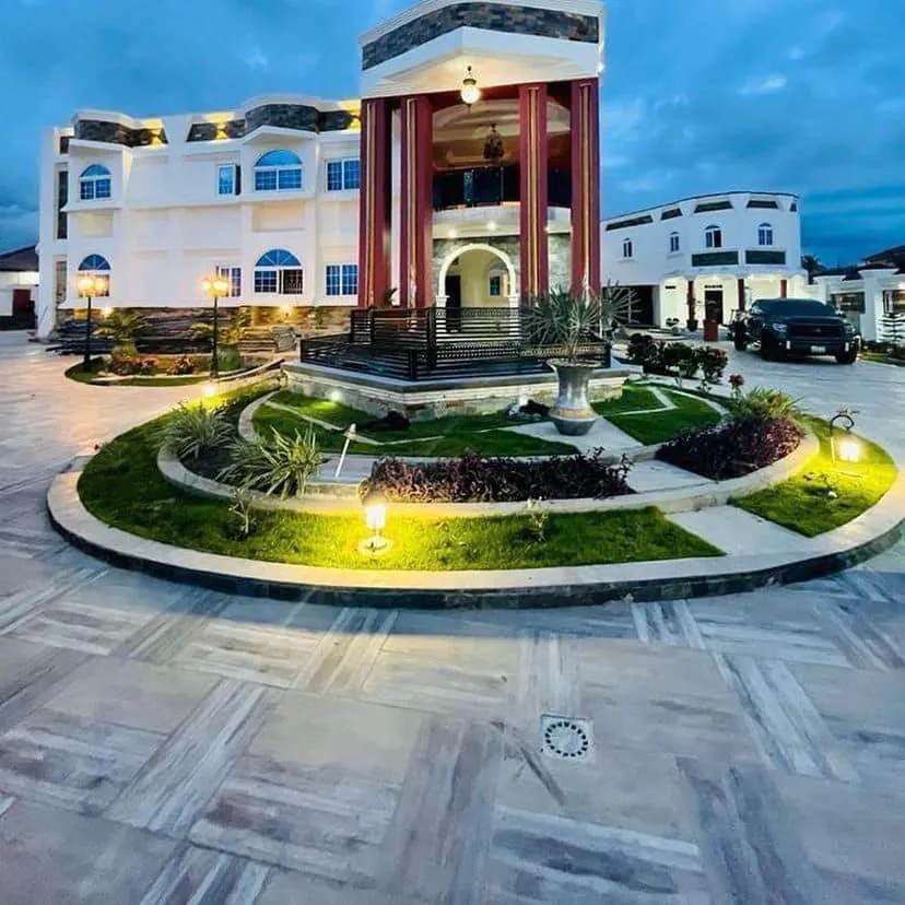 WhatsApp Image 2025-11-01 at 20.27.21 (4)