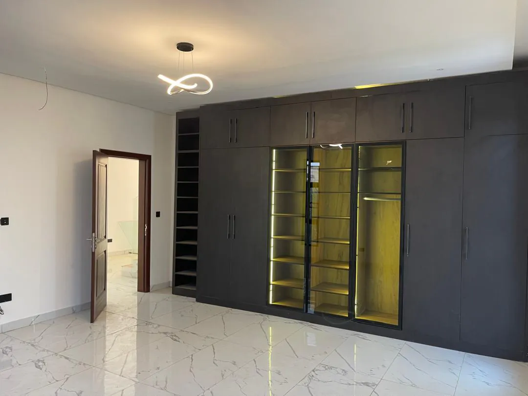 WhatsApp Image 2025-11-01 at 20.43.13