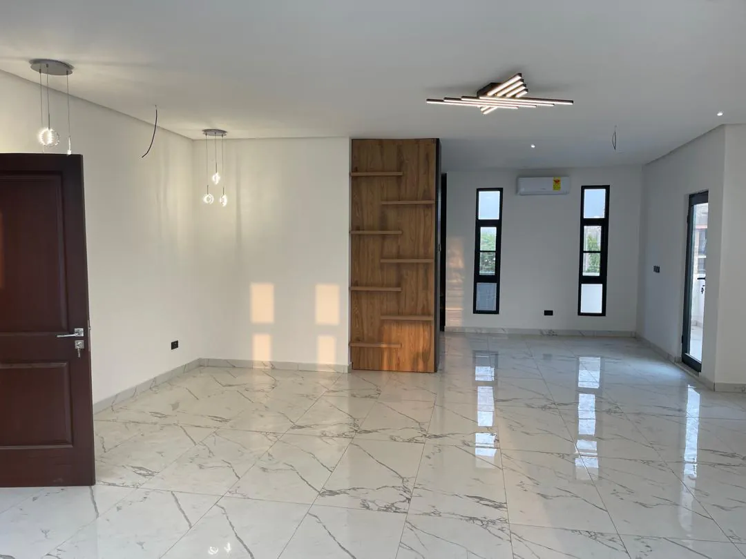 WhatsApp Image 2025-11-01 at 20.43.22